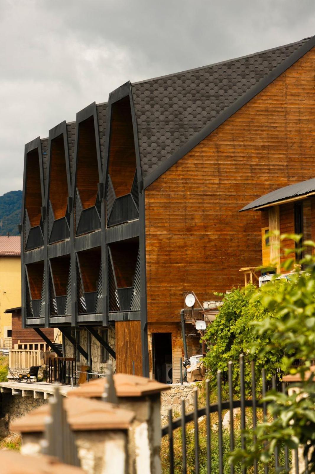 Lastiver Resort Yenokavan Eksteriør billede